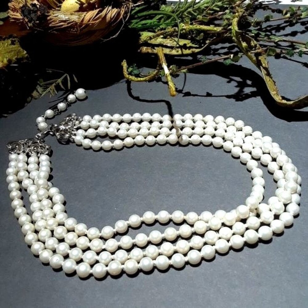 Pearl Collar Choker Necklace Knotted Quad Strand Silver tone Clasp Granny Core R